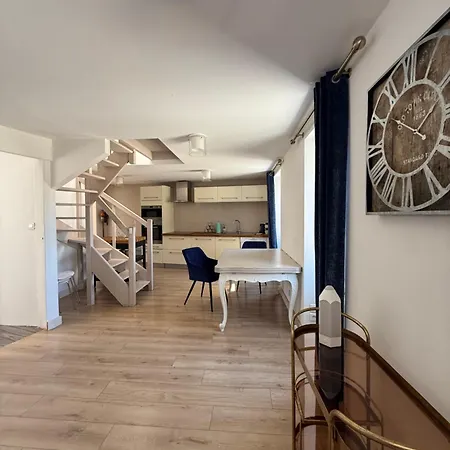 Duplex Centre Bourg A 5min Des Plages